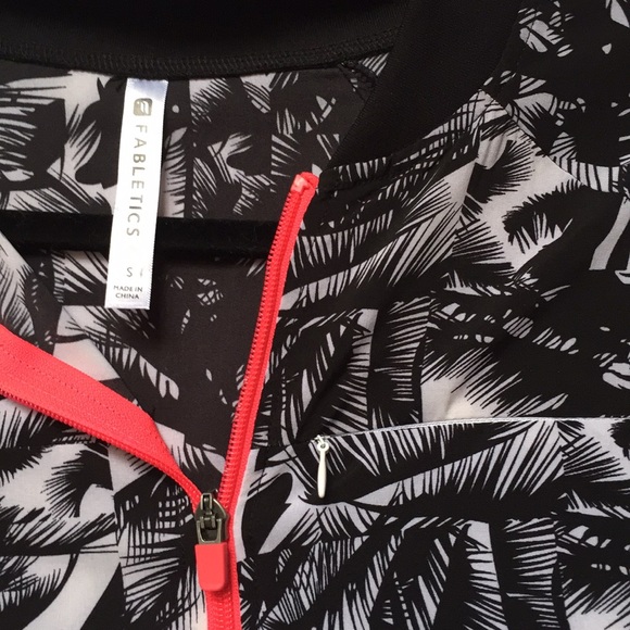 Fabletics tropical jacket - Picture 4 of 5